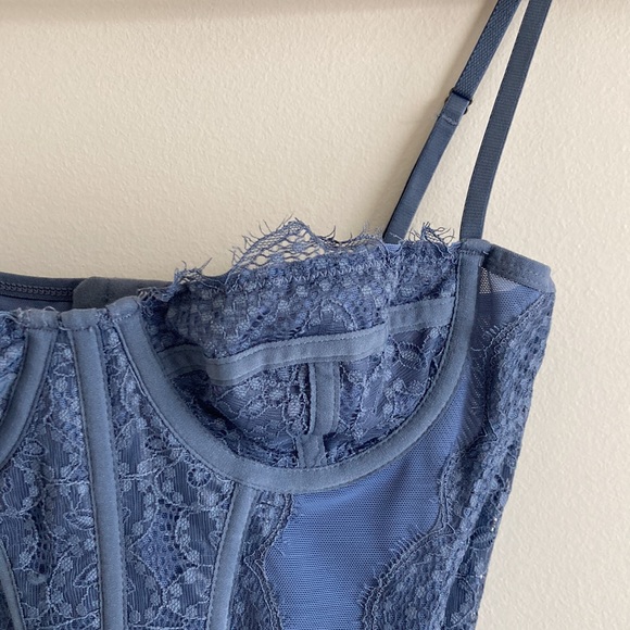 ✨SOLD✨Urban outfitters modern love corset - Picture 7 of 12